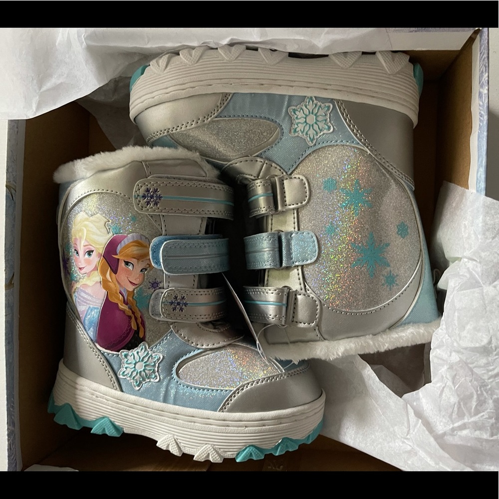 Toddler Girls Frozen Boots *NWT*